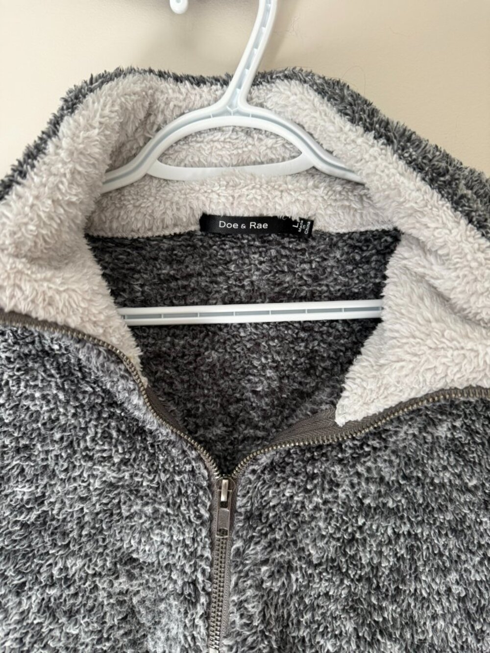 Doe & Rae Sherpa Quarter-Zip Colorblock Pullover - Picture 3 of 5